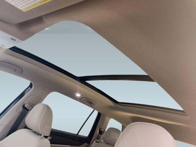 new 2026 Volkswagen Atlas car, priced at $55,031