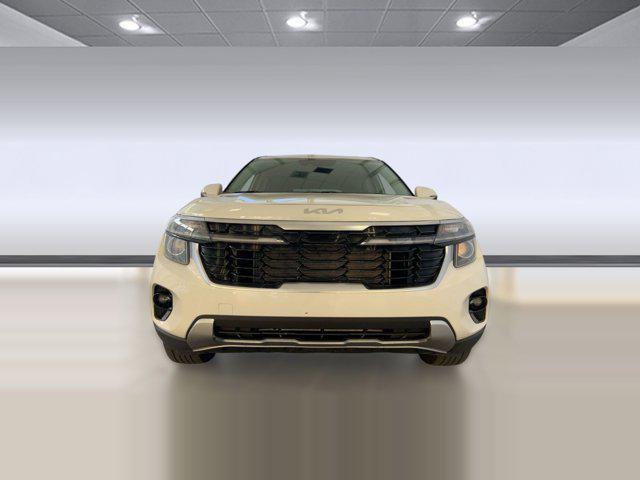 used 2025 Kia Seltos car, priced at $23,999