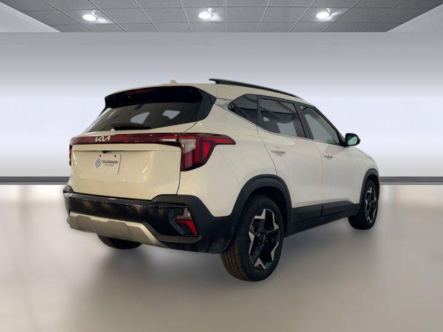 used 2025 Kia Seltos car, priced at $23,999