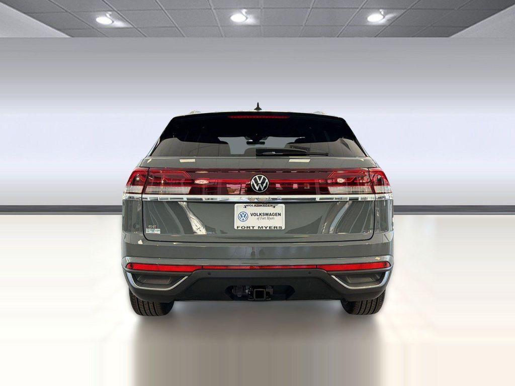 new 2026 Volkswagen Atlas Cross Sport car, priced at $42,196