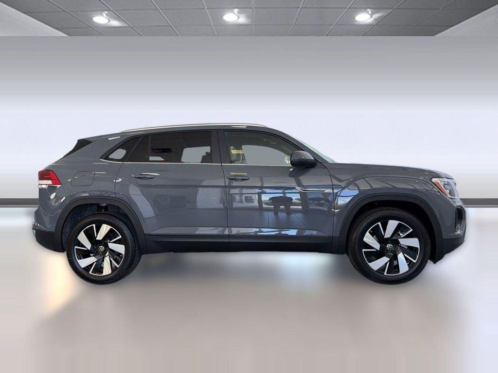 new 2026 Volkswagen Atlas Cross Sport car, priced at $42,196