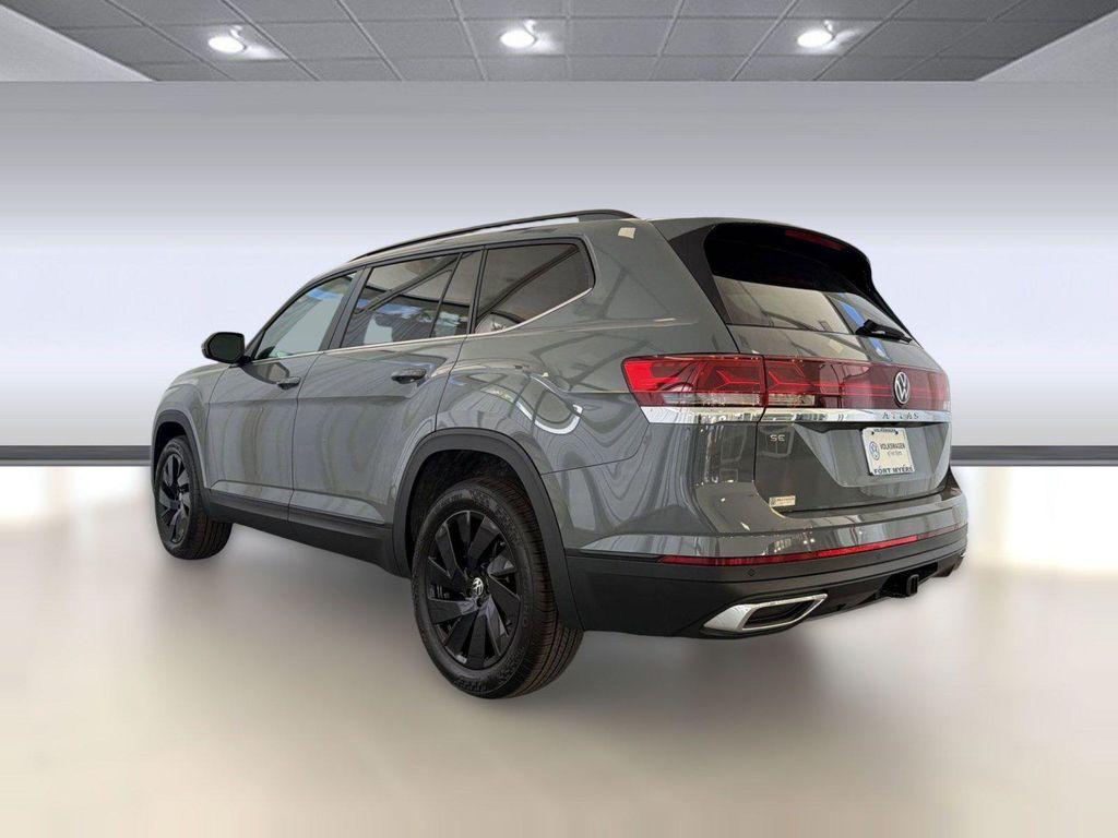 new 2026 Volkswagen Atlas car, priced at $43,765