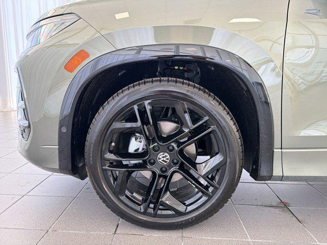 new 2026 Volkswagen Tiguan car, priced at $37,988