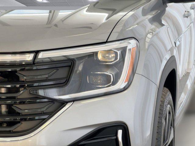 new 2026 Volkswagen Atlas car, priced at $55,221