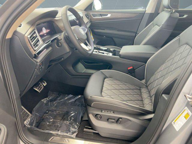 new 2026 Volkswagen Atlas car, priced at $55,221