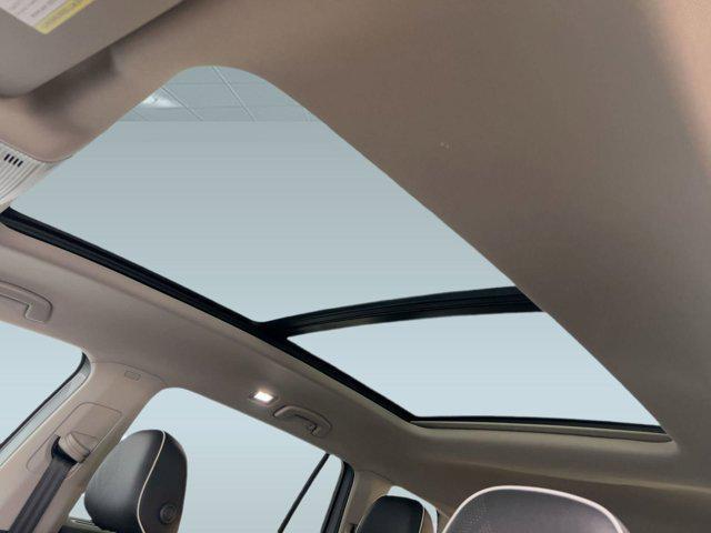 new 2026 Volkswagen Atlas car, priced at $55,221