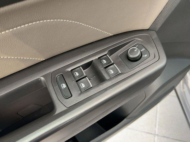 used 2022 Volkswagen Atlas Cross Sport car, priced at $24,999