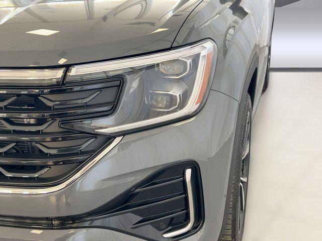 new 2026 Volkswagen Atlas car, priced at $56,261