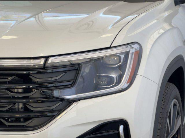 new 2026 Volkswagen Atlas car, priced at $55,981