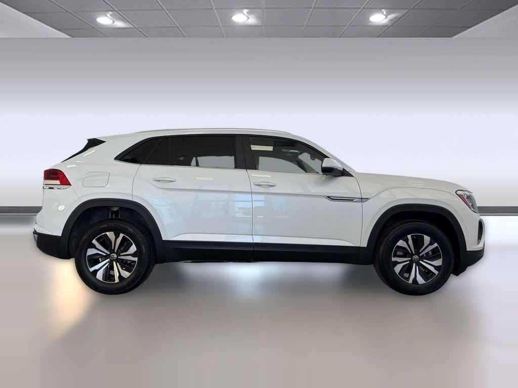 new 2026 Volkswagen Atlas Cross Sport car, priced at $38,959