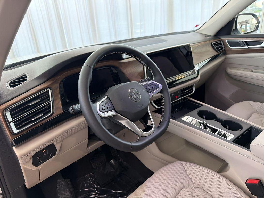 new 2026 Volkswagen Atlas car, priced at $37,772
