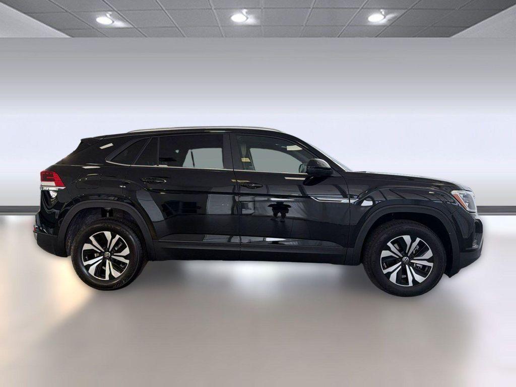 new 2026 Volkswagen Atlas Cross Sport car, priced at $38,522