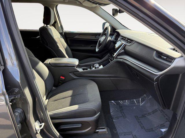 used 2024 Jeep Grand Cherokee car, priced at $23,275