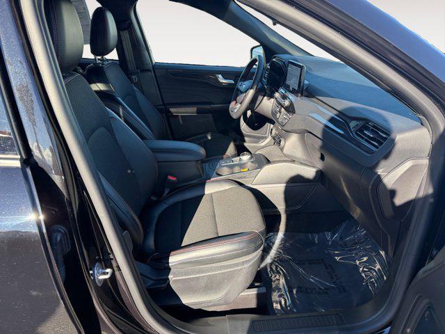 used 2025 Ford Escape car, priced at $25,882