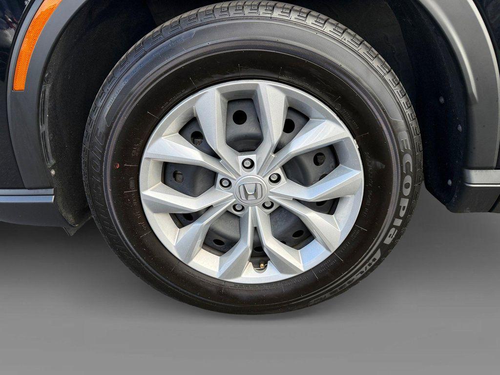 used 2025 Honda CR-V car, priced at $29,325