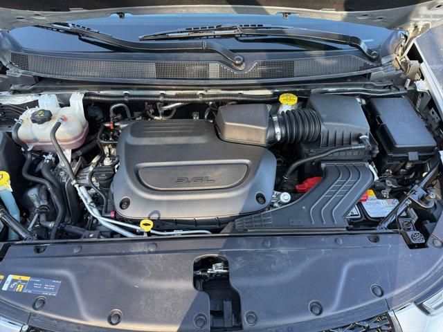 used 2024 Chrysler Pacifica car, priced at $26,303