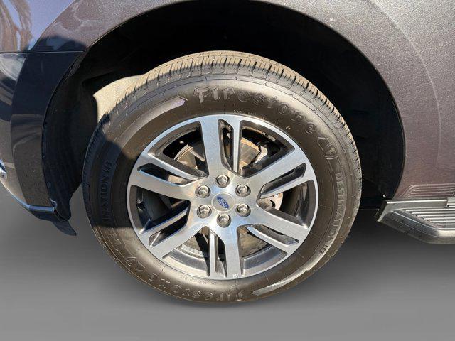 used 2024 Ford Expedition car, priced at $41,223