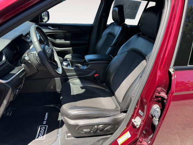 used 2024 Jeep Grand Cherokee car, priced at $26,315