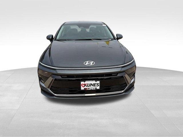 new 2026 Hyundai Sonata car, priced at $30,273