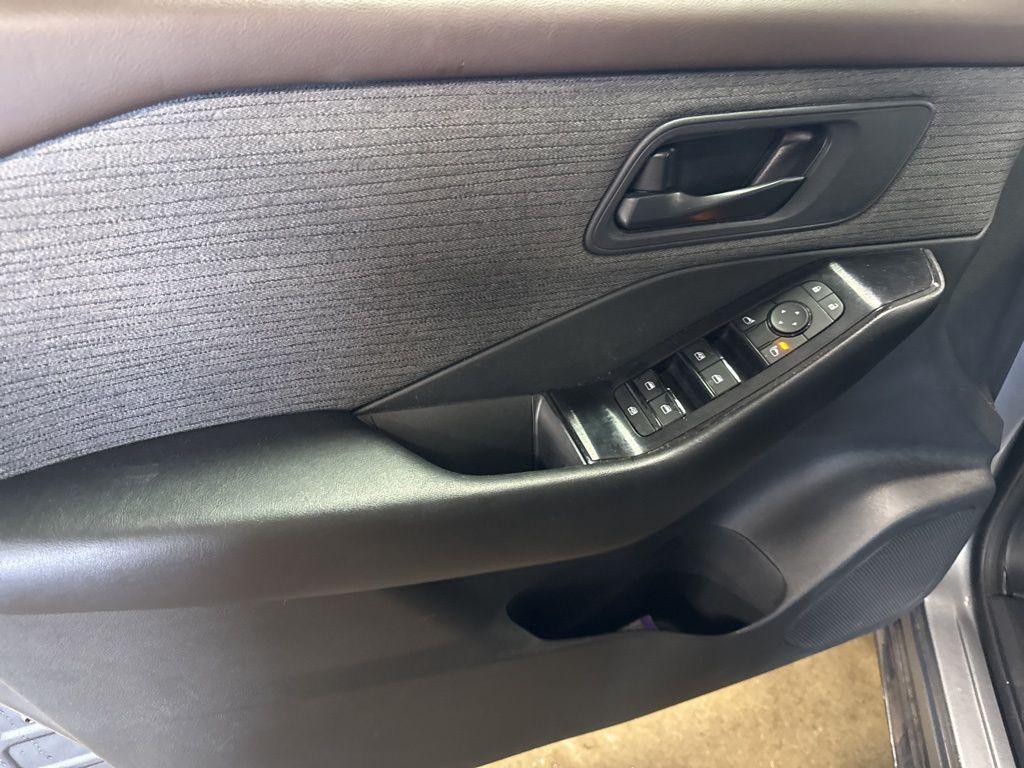 used 2023 Nissan Rogue car, priced at $23,365