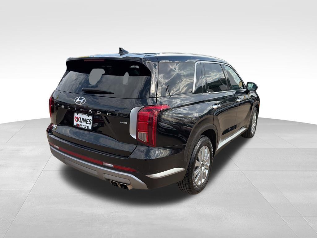used 2024 Hyundai Palisade car, priced at $32,962