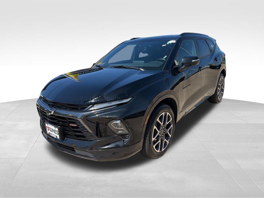 used 2025 Chevrolet Blazer car, priced at $36,834