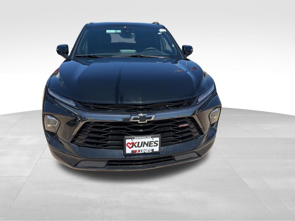 used 2025 Chevrolet Blazer car, priced at $36,834