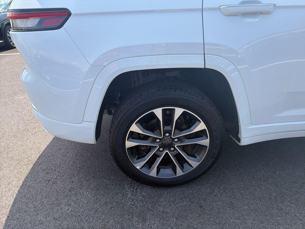 used 2023 Jeep Grand Cherokee car, priced at $38,067