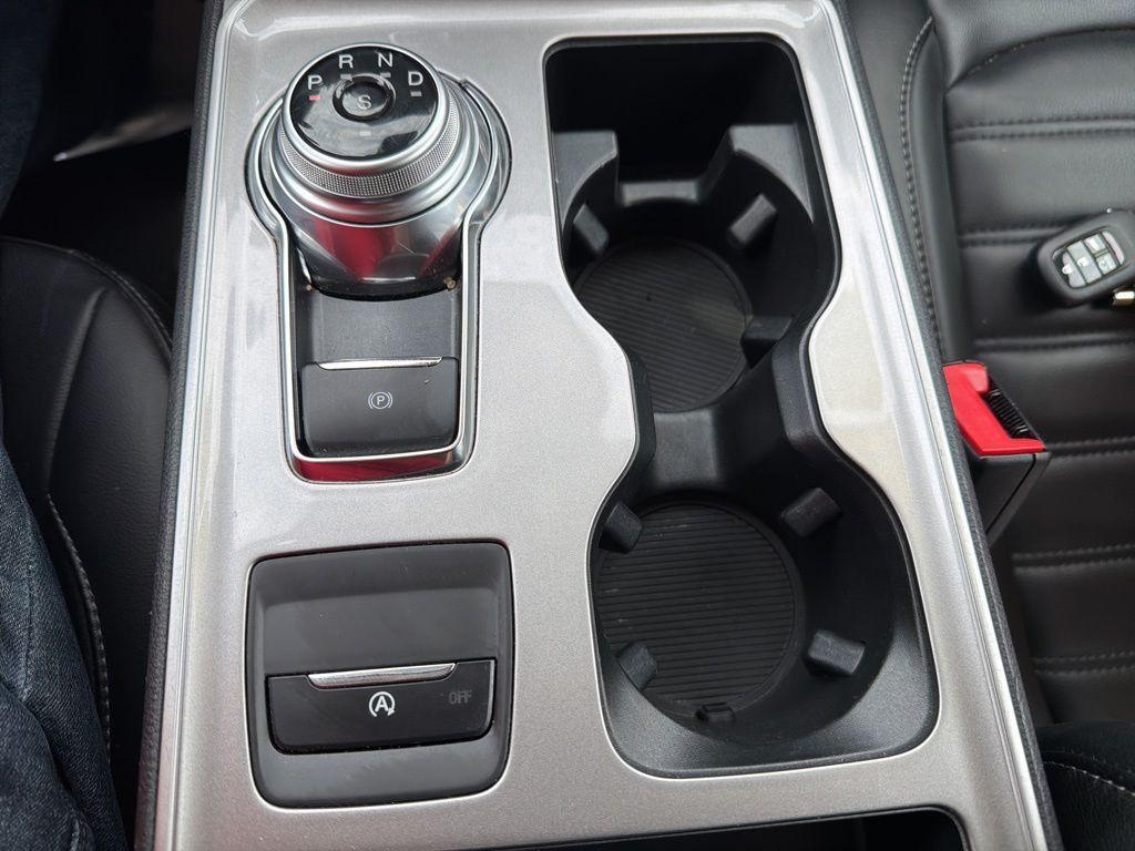used 2024 Ford Edge car, priced at $27,832