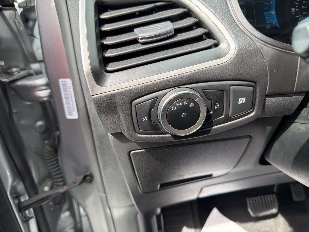 used 2024 Ford Edge car, priced at $27,832