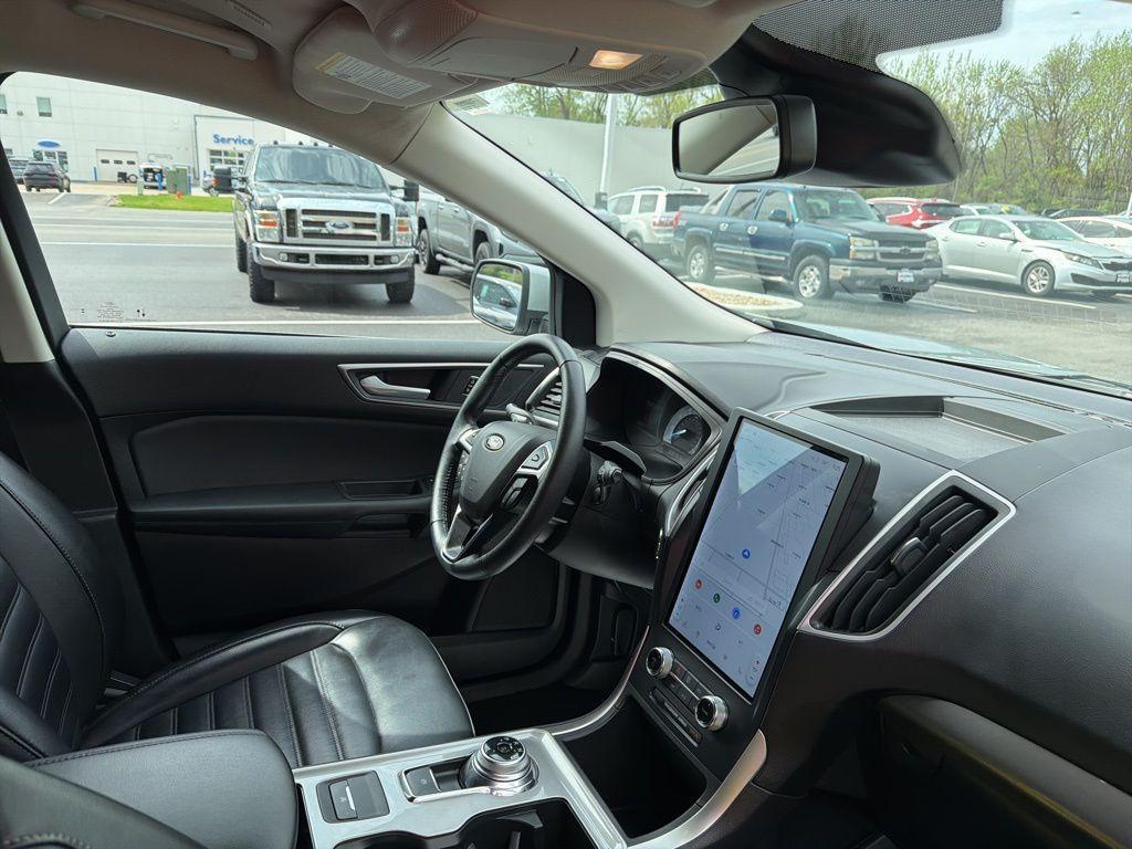 used 2024 Ford Edge car, priced at $27,832