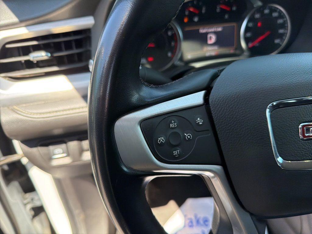 used 2023 GMC Acadia car, priced at $27,756