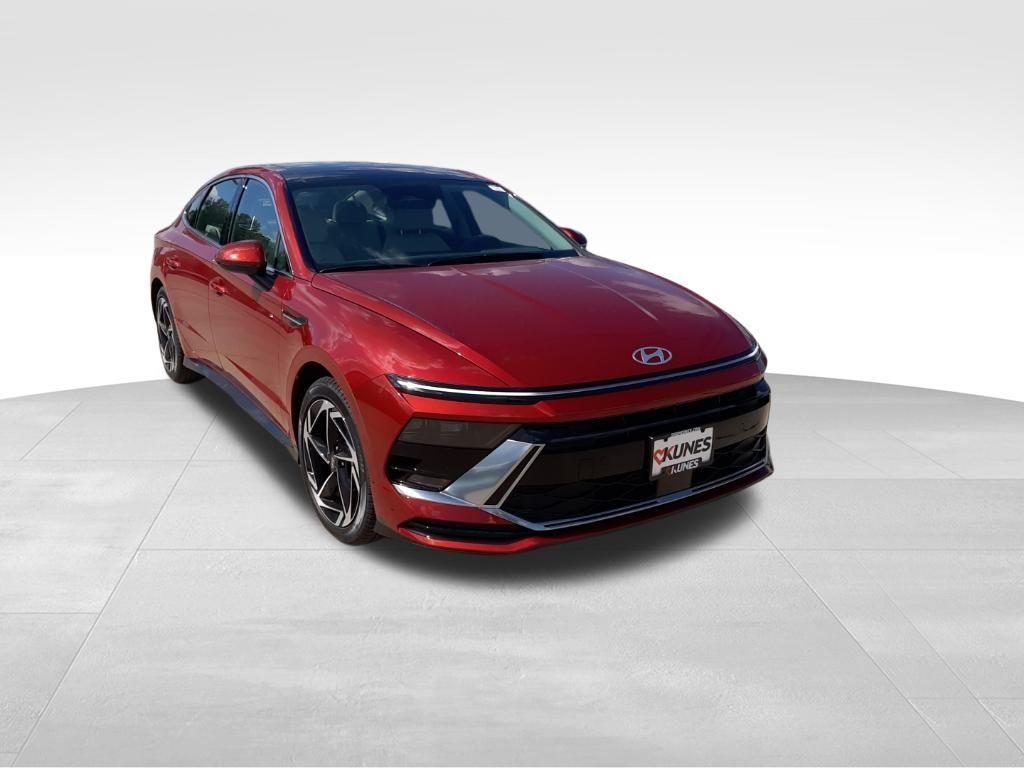 new 2025 Hyundai Sonata car, priced at $29,239
