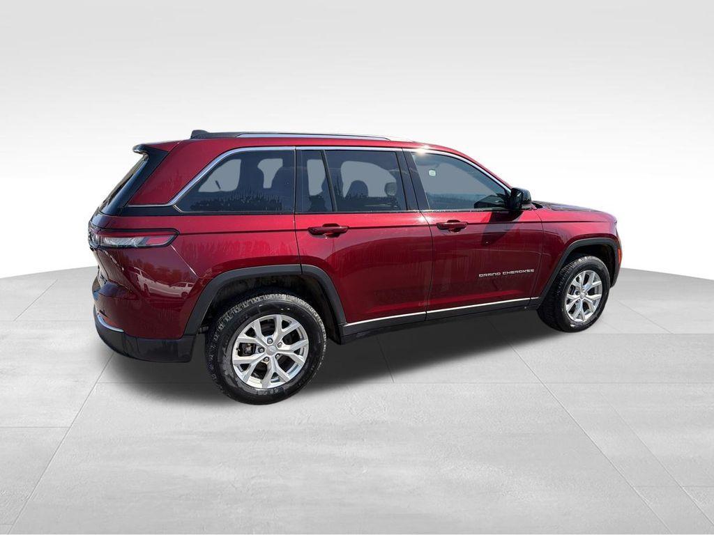 used 2023 Jeep Grand Cherokee car, priced at $30,834