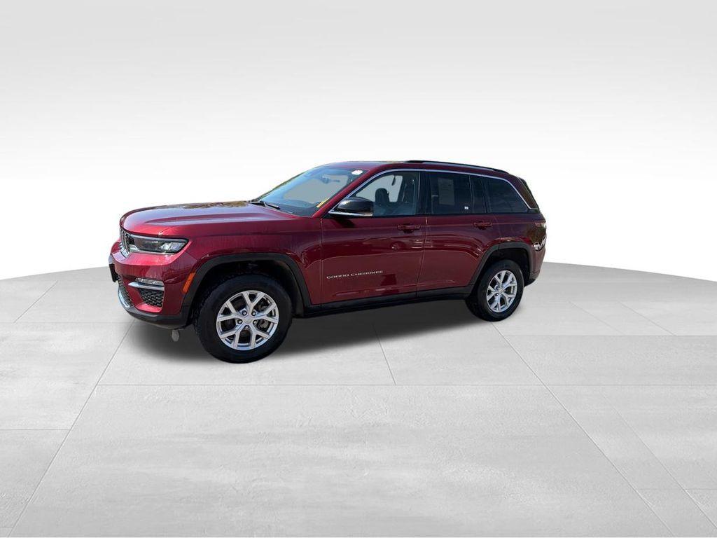 used 2023 Jeep Grand Cherokee car, priced at $30,834