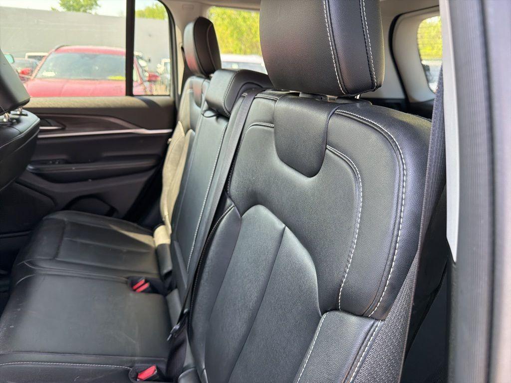 used 2023 Jeep Grand Cherokee car, priced at $30,834