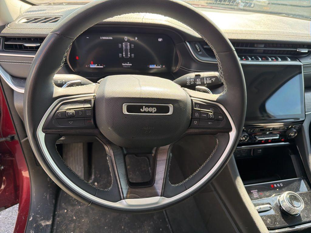 used 2023 Jeep Grand Cherokee car, priced at $30,834