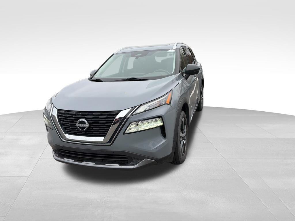 used 2023 Nissan Rogue car, priced at $25,222