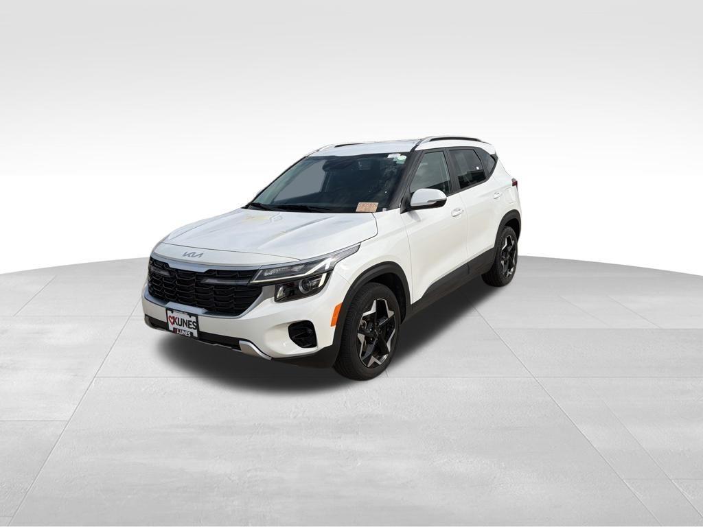 used 2025 Kia Seltos car, priced at $22,632