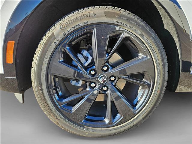 new 2025 Buick Envision car, priced at $37,995