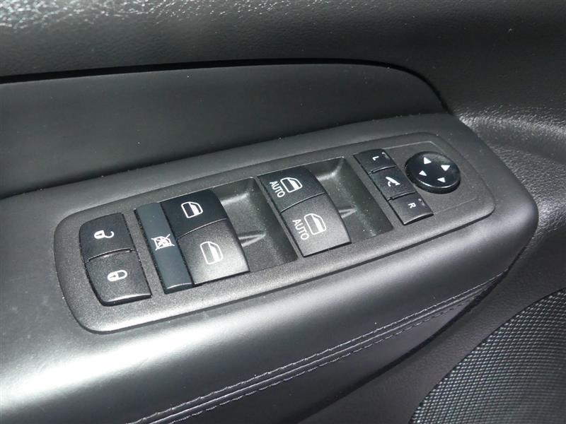 used 2021 Jeep Grand Cherokee car, priced at $30,499
