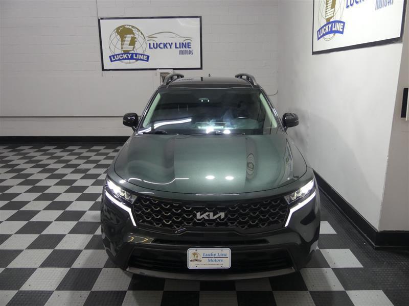 used 2022 Kia Sorento car, priced at $24,990