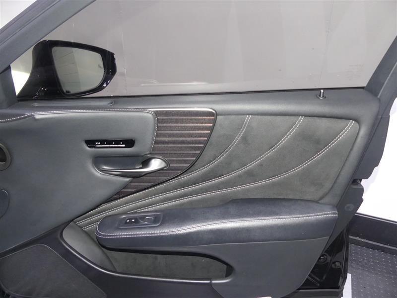 used 2018 Lexus LS 500 car, priced at $30,990