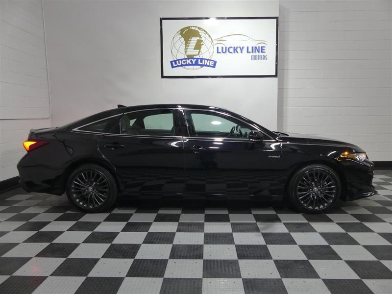 used 2019 Toyota Avalon Hybrid car, priced at $24,990