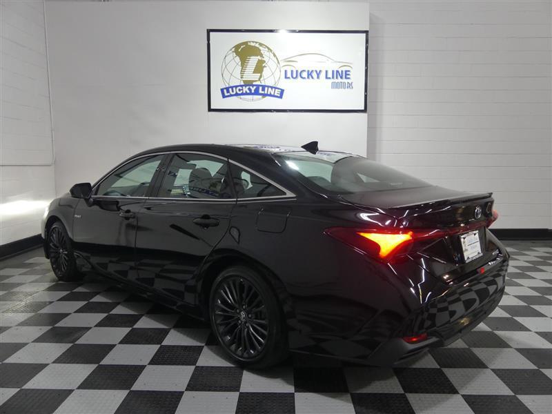 used 2019 Toyota Avalon Hybrid car, priced at $24,990