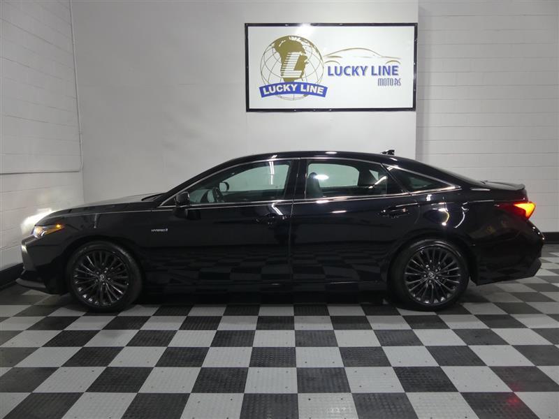 used 2019 Toyota Avalon Hybrid car, priced at $24,990