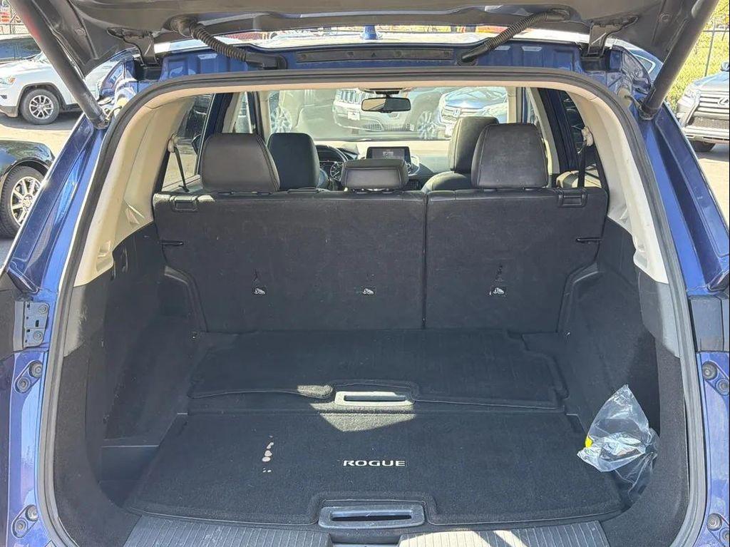 used 2021 Nissan Rogue car, priced at $18,999