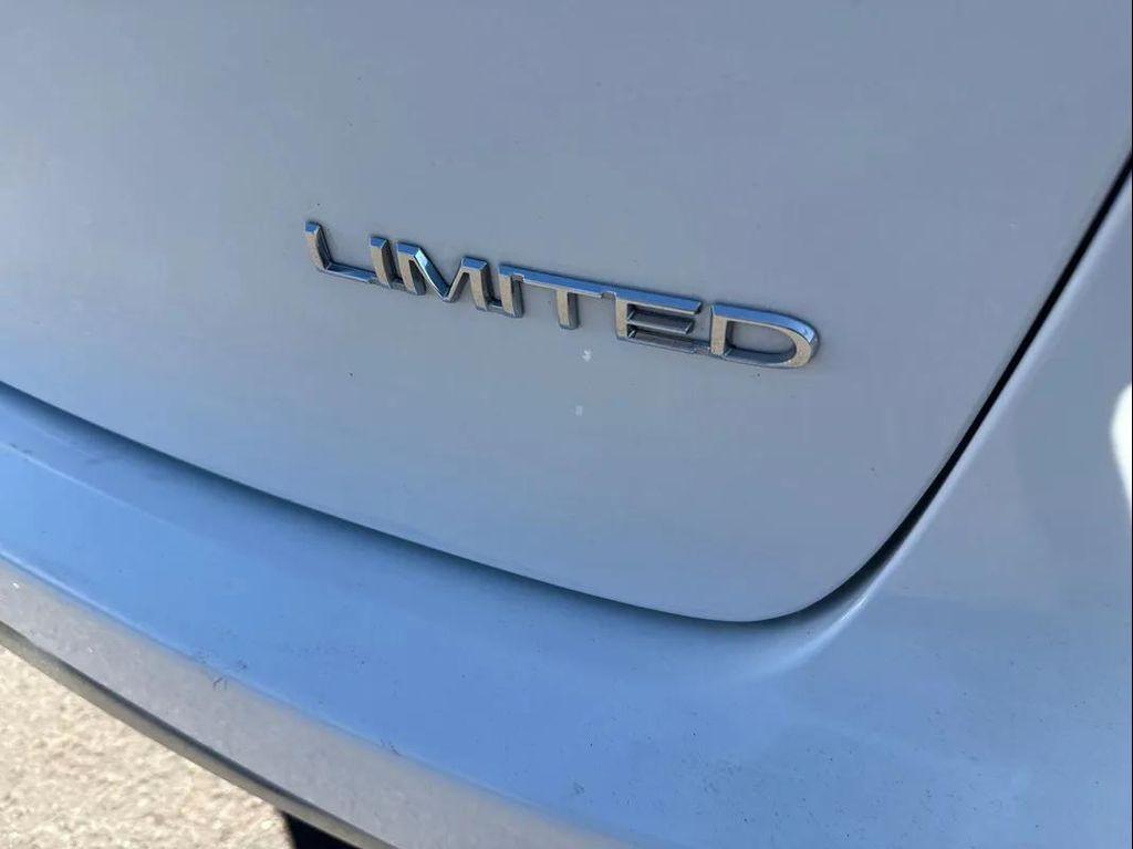 used 2017 Chrysler Pacifica car, priced at $13,894