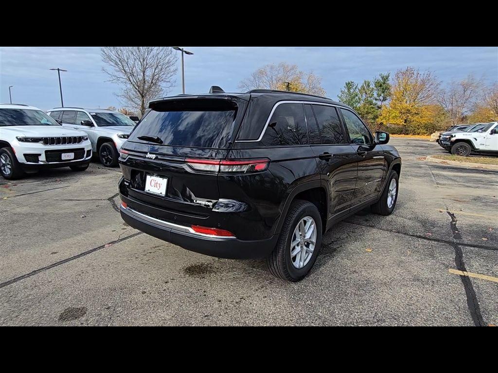 new 2025 Jeep Grand Cherokee car, priced at $40,351