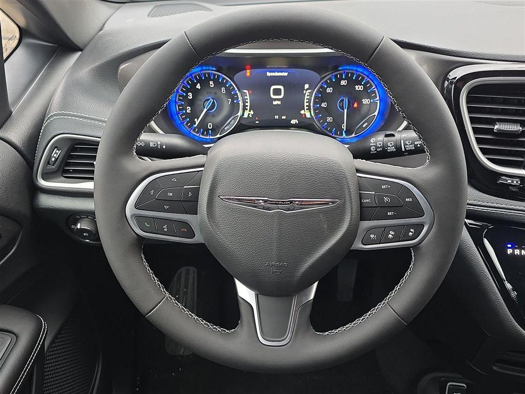 new 2026 Chrysler Pacifica car, priced at $40,485
